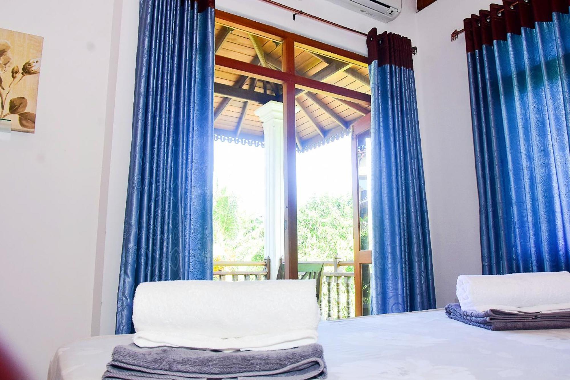 Arcadia Resort Hikkaduwa Buitenkant foto