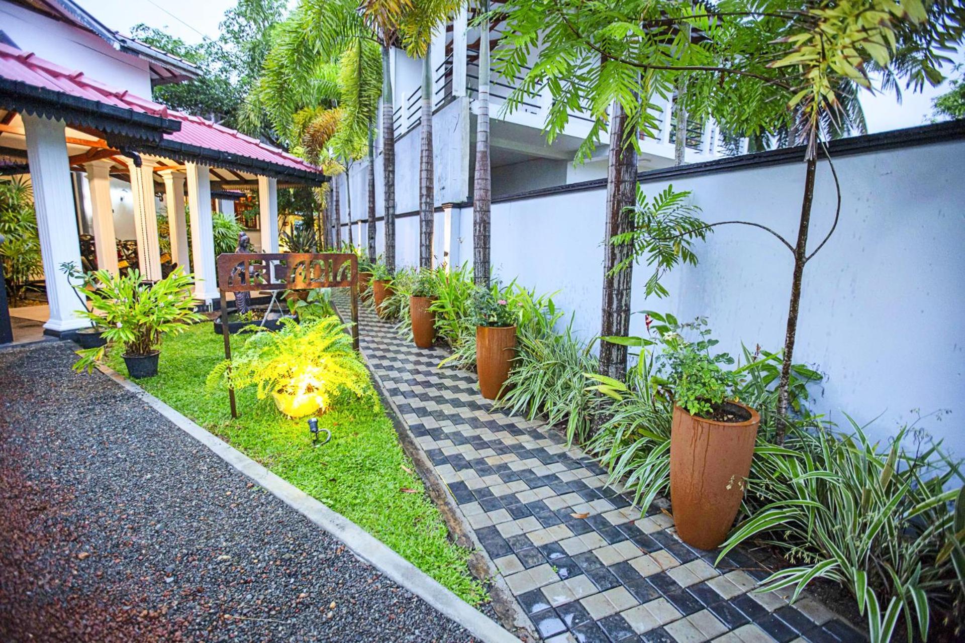 Arcadia Resort Hikkaduwa Buitenkant foto